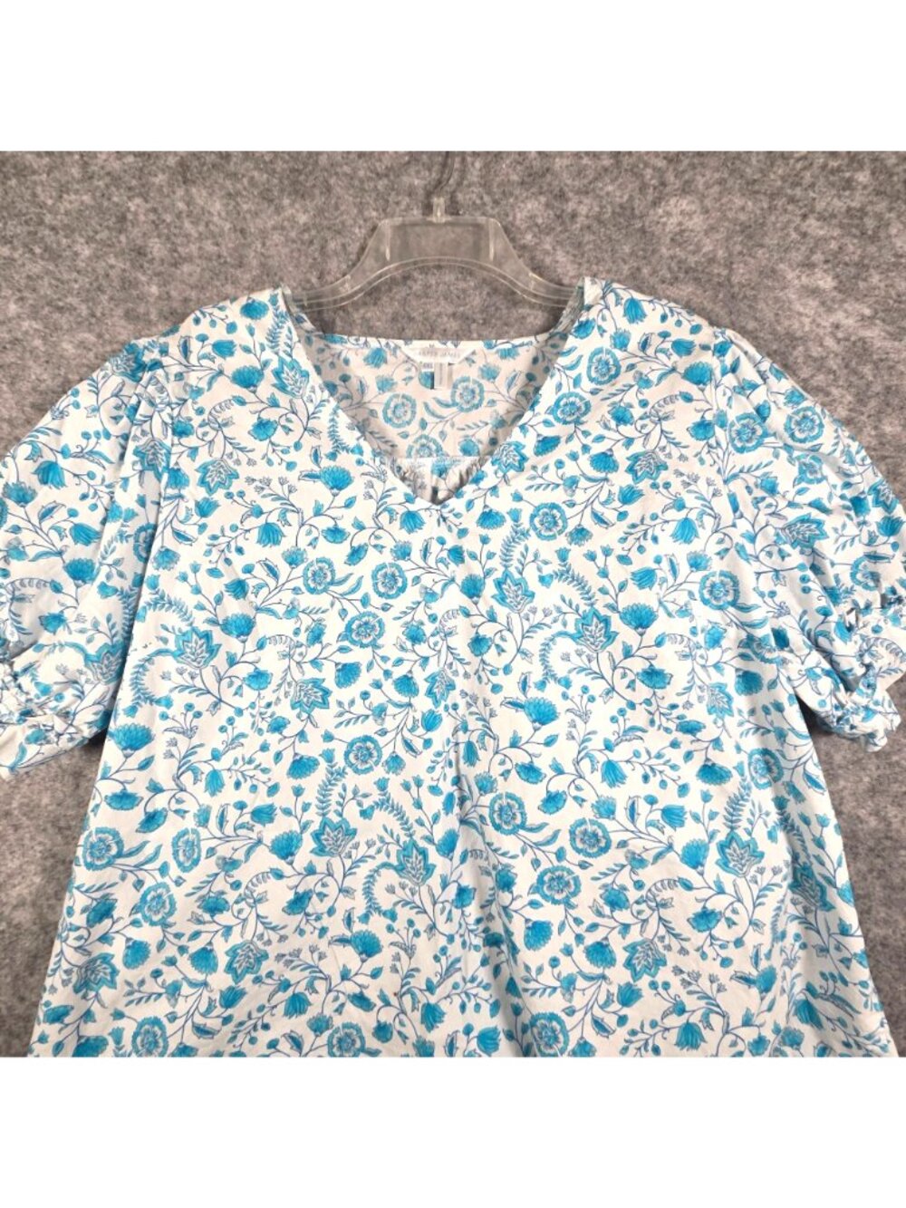 Draper James Blue White Floral Paisley V Neck Puff Sleeve Top Size XXL - Picture 3 of 10